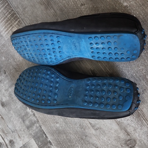 Tod's Dark Gray Loafers - Picture 4 of 9